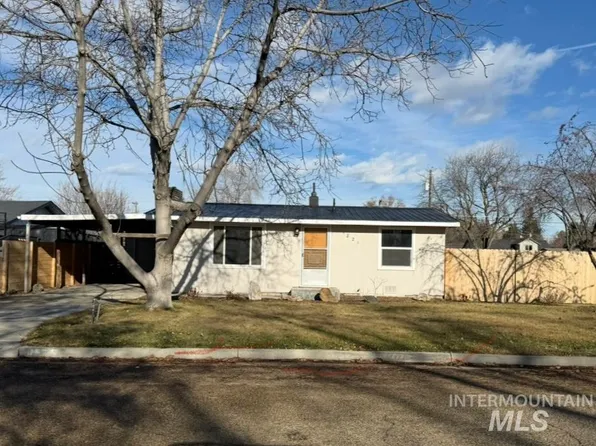 1821 Willow St, Caldwell, ID 83605