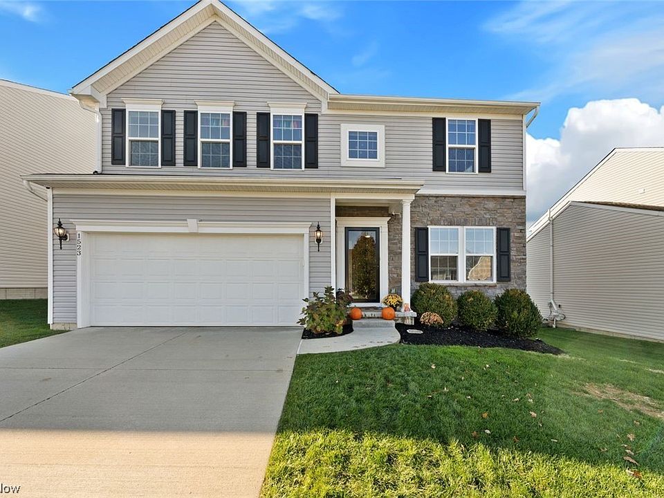 1st image of 1523 Crescent Dr