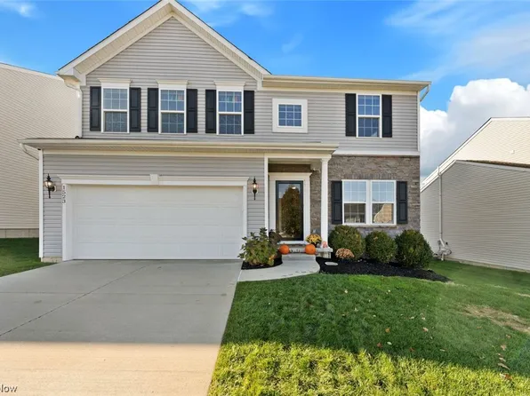 1523 Crescent Dr, Streetsboro, OH 44241