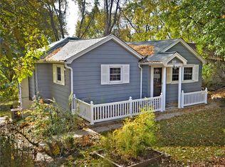 906 Alpine Blvd, Pittsburgh, PA 15221