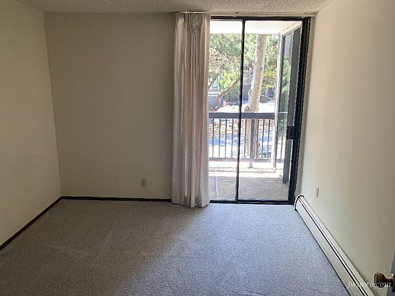 5th image of 2085 Bush St #309