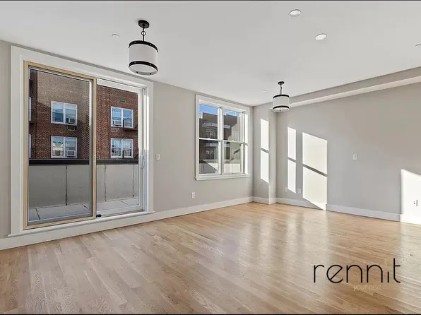 762 East 32nd Street image 1 of 28