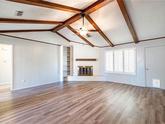 3rd image of 3407 84th St