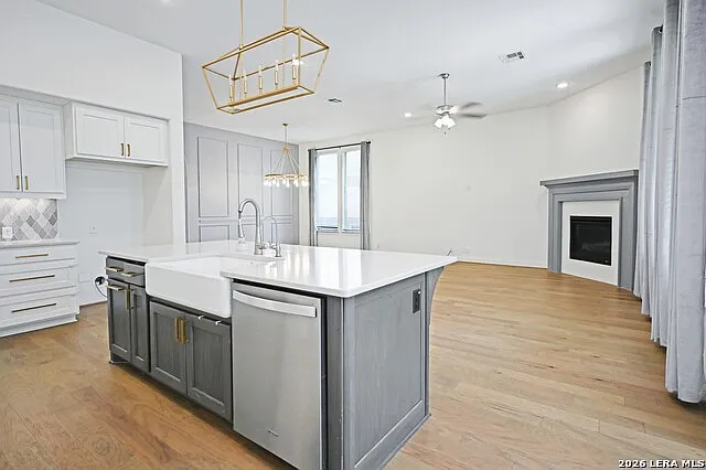 1438 Oaklawn Dr — Photo 6
