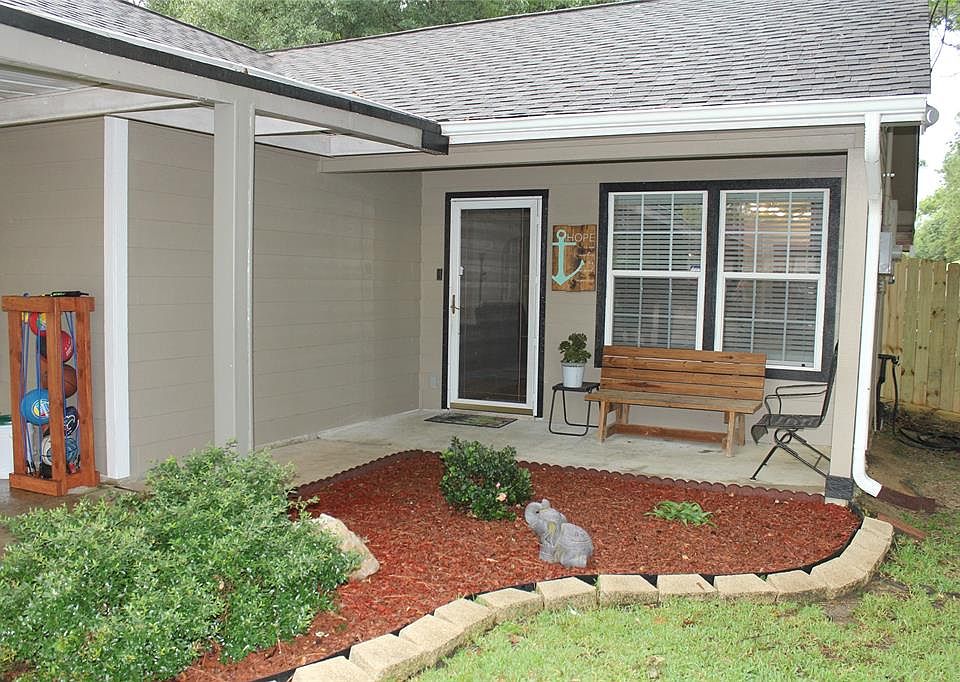 1st image of 10595 Royal Tricia Dr