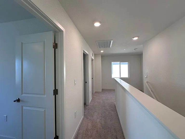 3396 Shaker Way — Photo 24