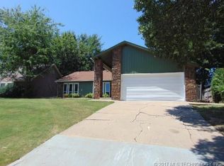 9316 S 90th Ave E, Tulsa, OK 74133