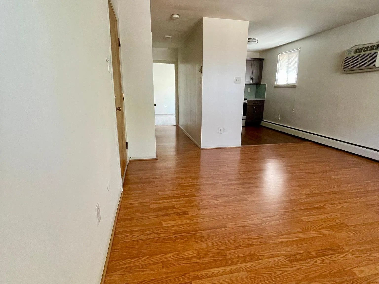 413 Maple St — Photo 3