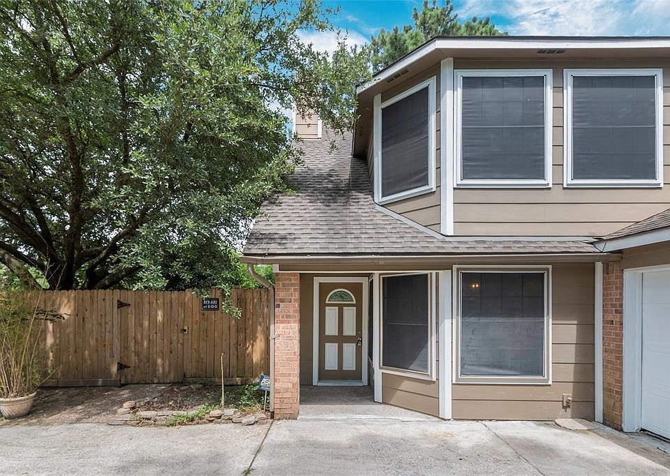 1st image of 30234 Glenboro Dr
