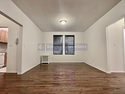 3rd image of 44 Bennett Ave #2E2