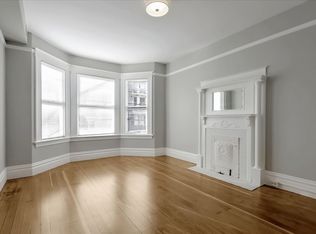 864-874 Greenwich St #872, San Francisco, CA 94133