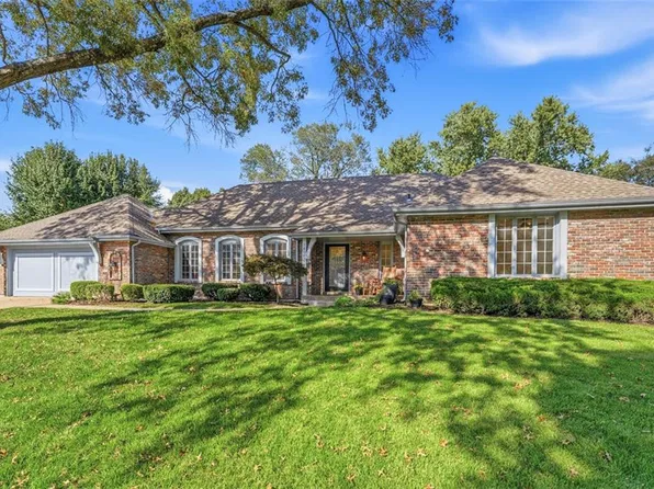 7816 W 100th Pl, Overland Park, KS 66212