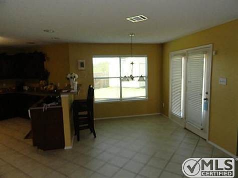 5th image of 708 Pelican Way