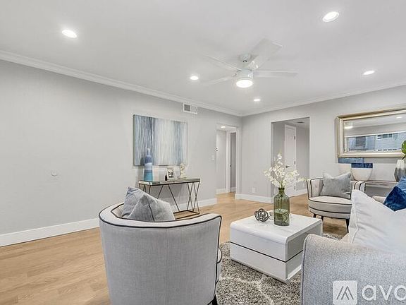 3rd image of 1787 De Marietta Ave #2