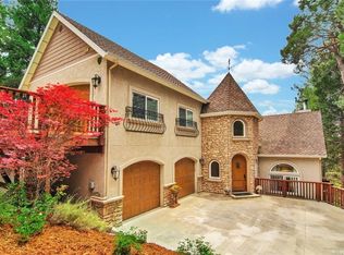 391 Rainier Rd, Lake Arrowhead, CA 92352