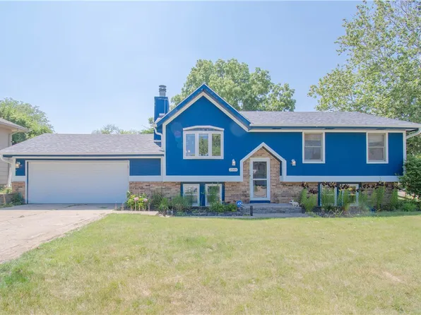 2009 E Hughes Ave, Des Moines, IA 50320