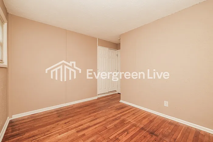 1641 Edendale Rd — Photo 13