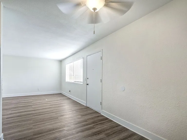 552 Van Houten Ave #A — Photo 10