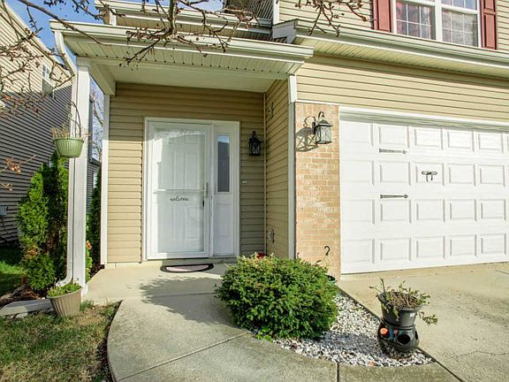 2nd image of 1423 Sourgum Ln