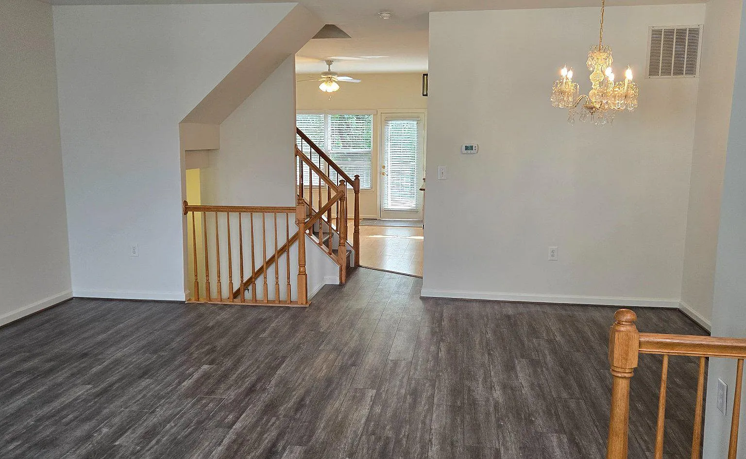 3 bed, 3.5 bath, 1630 sqft, $3,000 — Photo 3