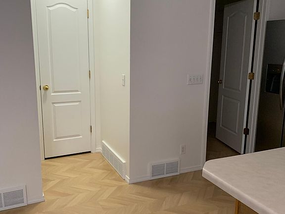 5th image of 6086 S Karos Cir