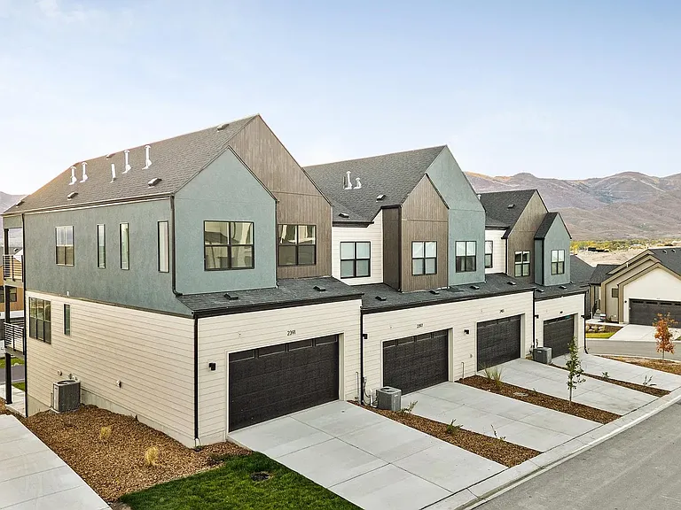 2421 N Alpine Glow Ln — Photo 44