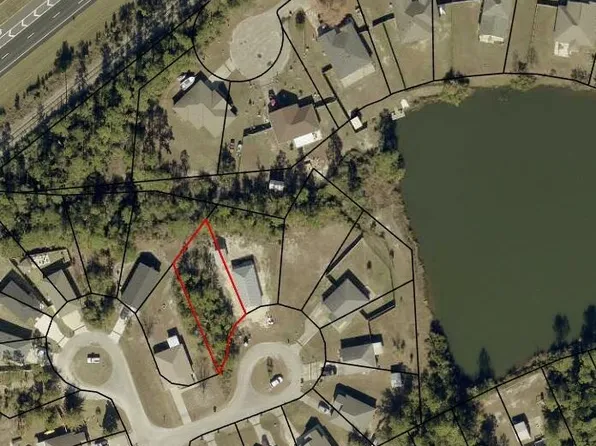 7205 Lake Suzzanne Ln, Panama City, FL 32404