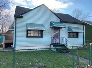 95 Holbrook St, Lackawanna, NY 14218