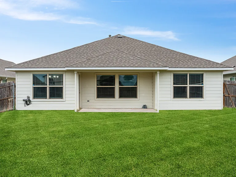 1142 Natchez Dr — Photo 46