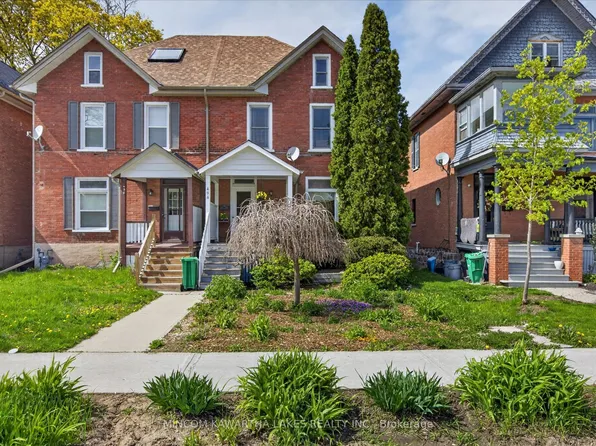 494 Charlotte St, Peterborough, ON K9J 2W3