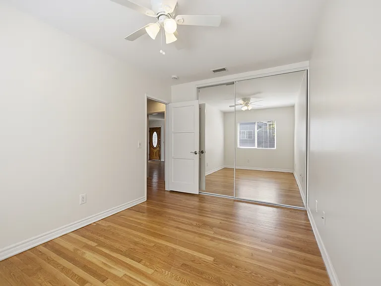 6230 Rose St — Photo 10