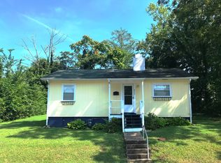 212 W Fairview Rd, Oak Ridge, TN 37830