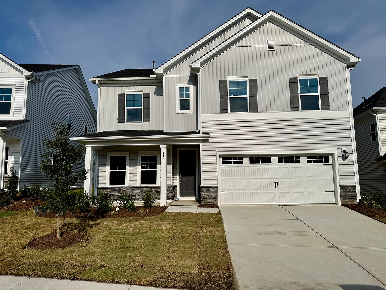 5 bed, 2638 sqft, $2,695 — Photo 1