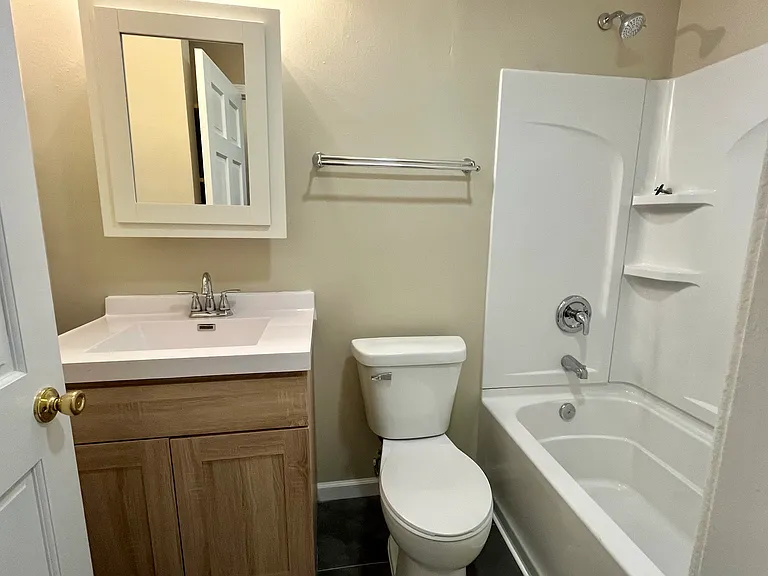 1901 S 1st St #7 — Photo 14