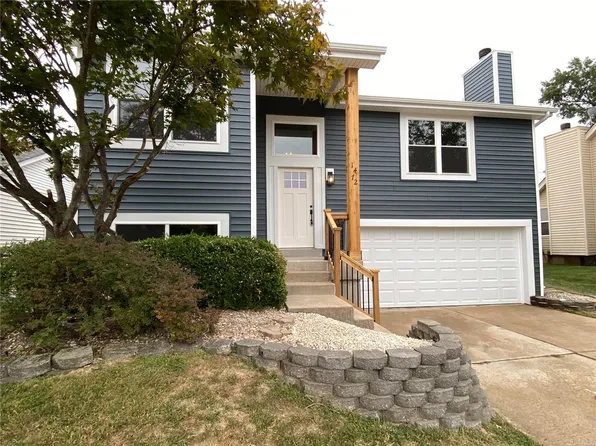 1472 Brittany Cv, Saint Charles, MO 63304