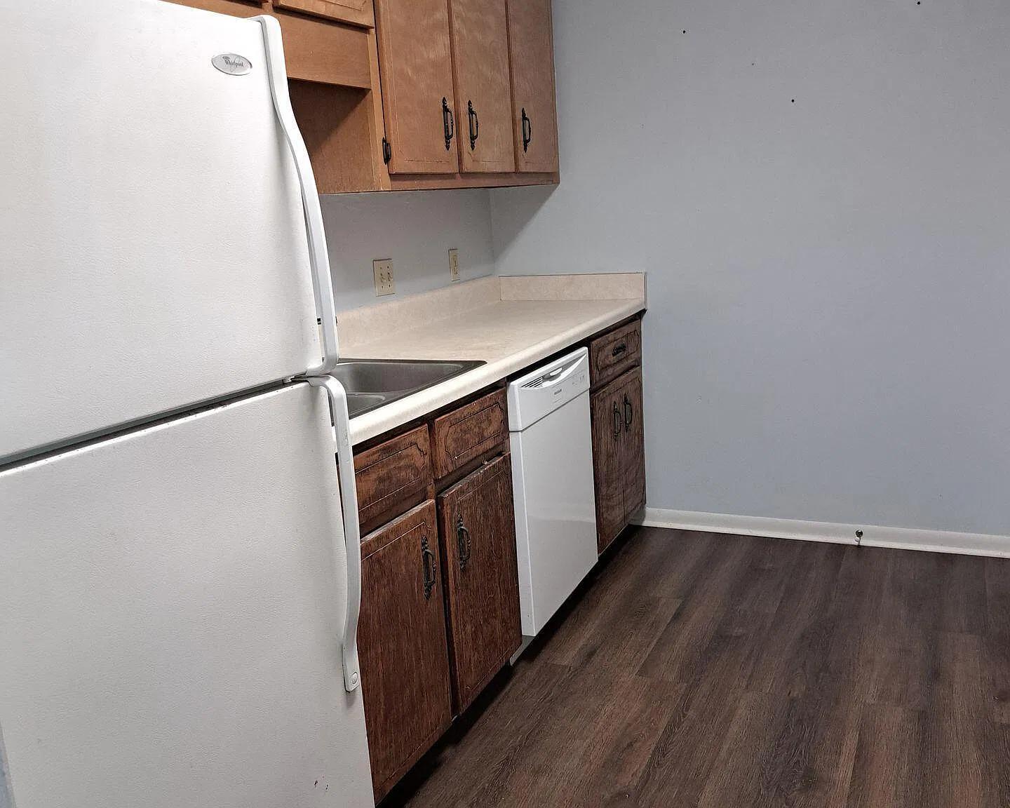 2 bed, 1150 sqft, $1,275 — Photo 2