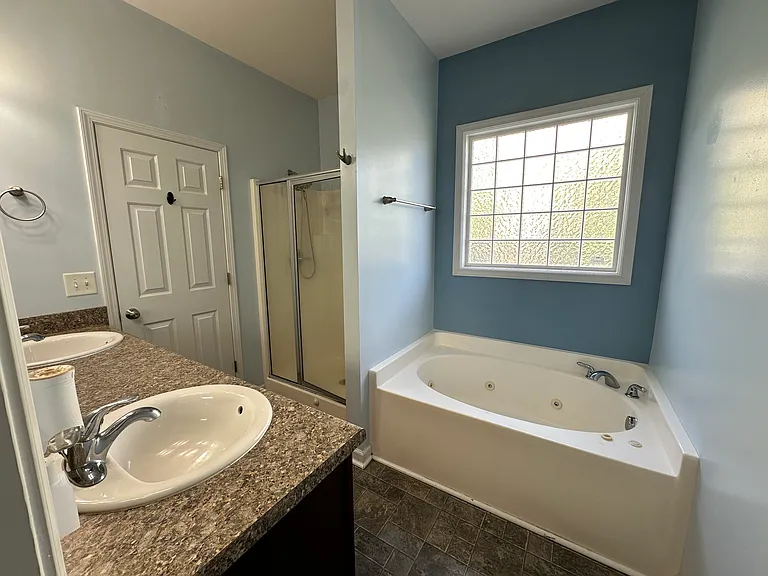 119 Landover Dr — Photo 14