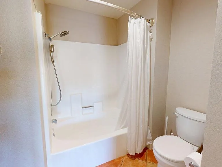 505 S Farrell Dr #O90 — Photo 18