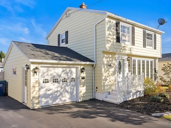 1349 99th St, Niagara Falls, NY 14304