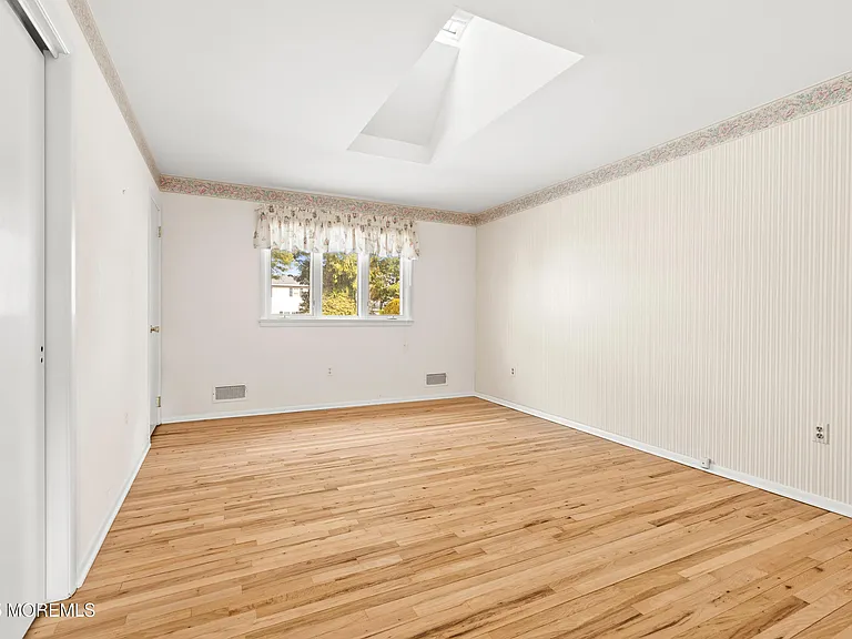 9 Abis Pl — Photo 21