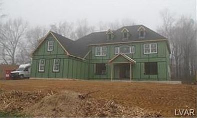 2nd image of 6841 Stella Cir