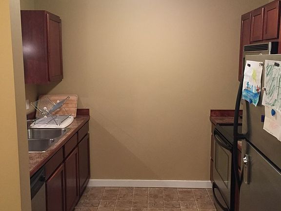 3rd image of 4673 Bembrick St