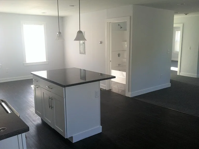 158 Main St #2 — Photo 3