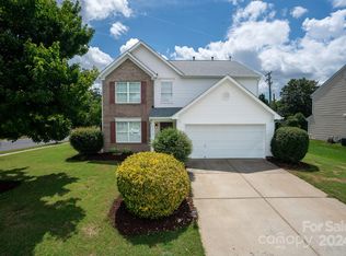 10705 Mountain Springs Dr, Charlotte, NC 28278
