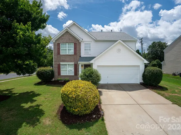 10705 Mountain Springs Dr, Charlotte, NC 28278