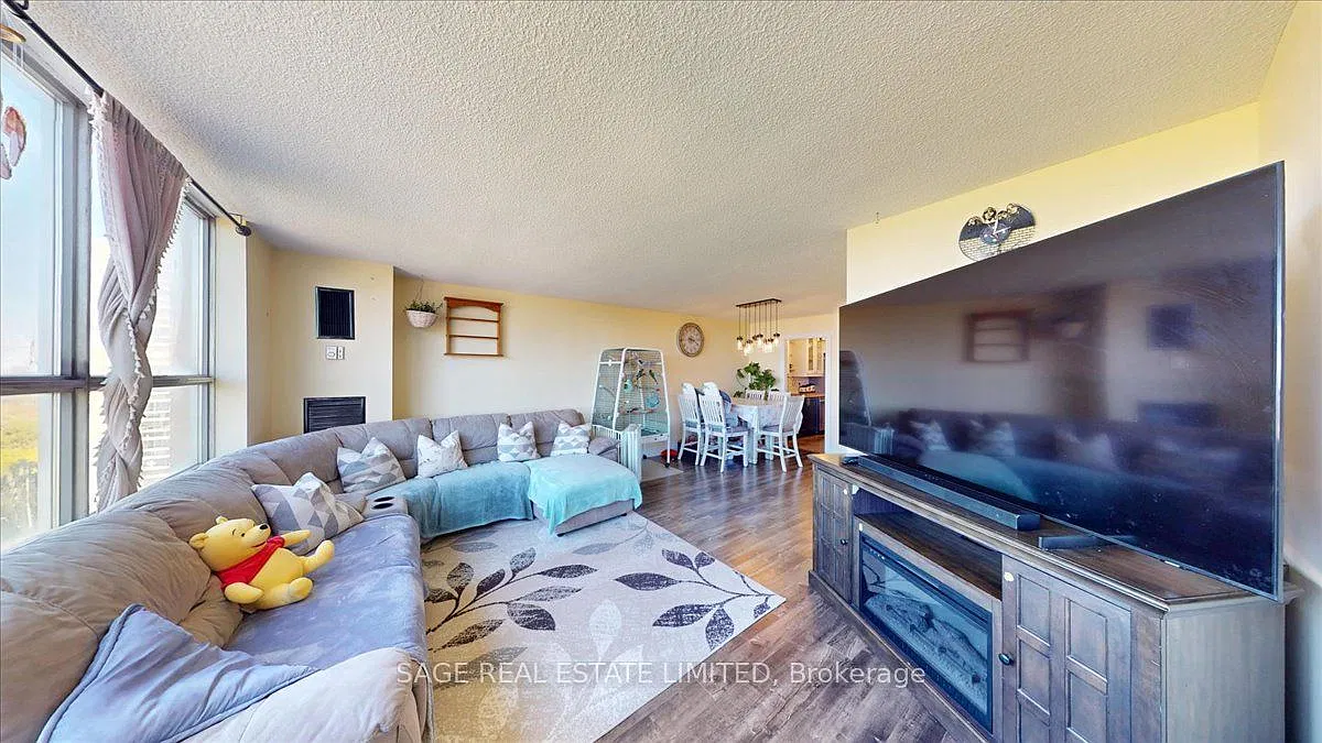 2 bed, $2,750 — Photo 4