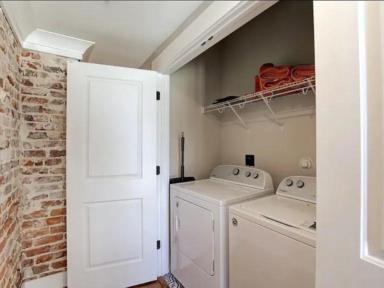 26 N McLean Blvd #101 — Photo 24