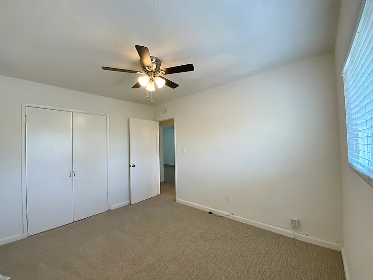 Bedroom (2)
