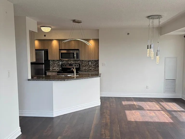 760 Sheppard Ave W #614 — Photo 7