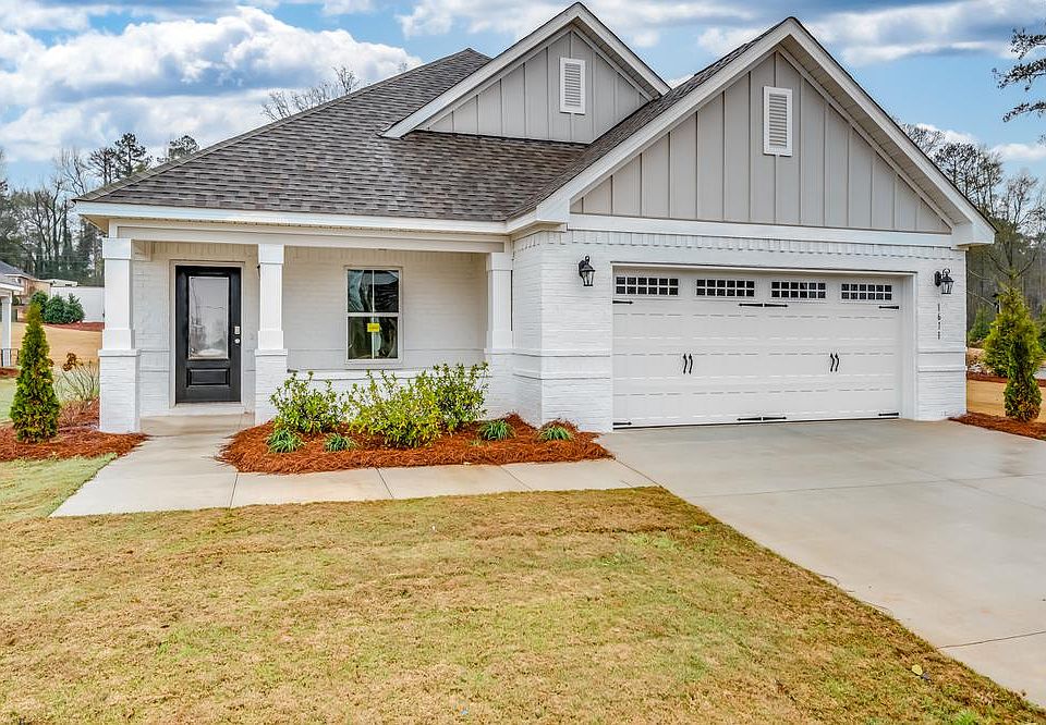 1st image of 1611 Hidden Lakes Dr